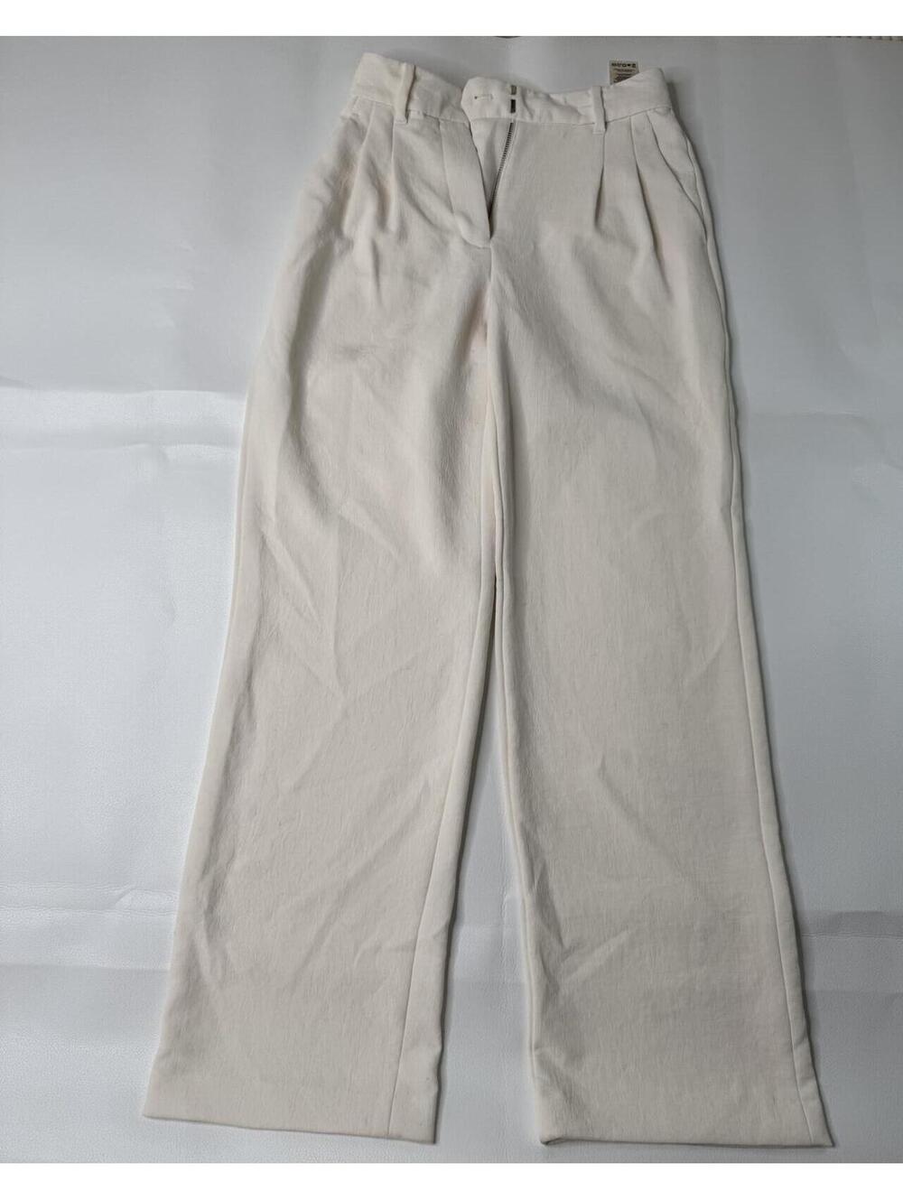 Aritzia The Effortless Pant in Cream, Size 00